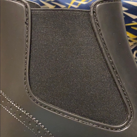 Black Rubber Ankle Boot size XL(9-10) - Picture 5 of 5